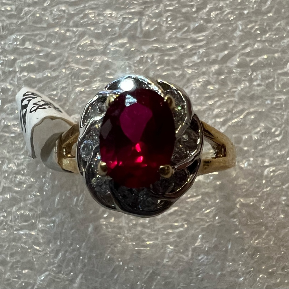 Size 8 ring gold silver red 14k electroplated vintage old stock cubic zirconia